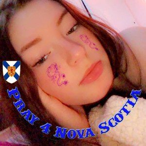 Meet your Posher, Avery